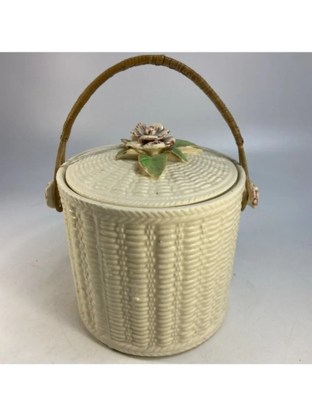 Vintage Biscuit Jar Basket Weave Wicker Handle Made In Japan 40s Flower Top Side